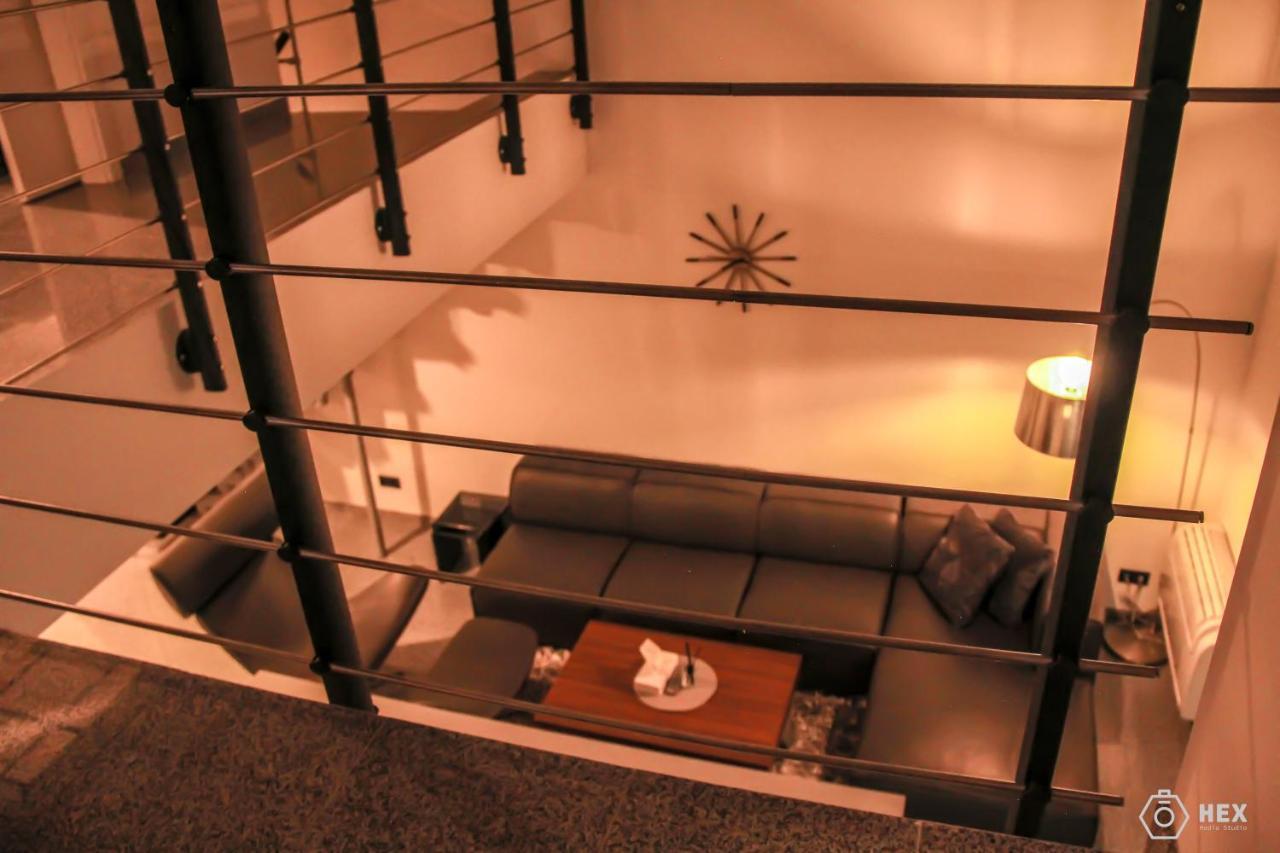 Bluestone Boarding Apartments Дюссельдорф Экстерьер фото