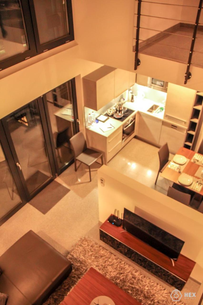 Bluestone Boarding Apartments Дюссельдорф Экстерьер фото